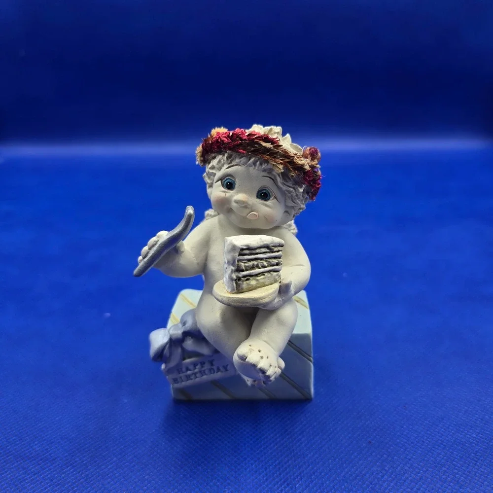 Dreamsicles Birthday Delight Figurine 1999 Kristin Haynes Angel Cherub 11119D